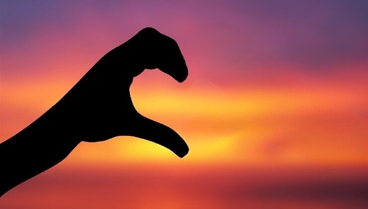 سال‌هاست منتظرم پسر یکی از اقوام به خواستگاری ام بیاید؛ یکبار زن گرفت و طلاق داد اما باز هم سراغ من نیامد/ ماجرای عشق یکطرفه