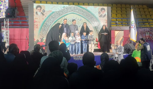 انس عمومی با قرآن کریم، مهمترین دستاورد نمایشگاههای کتاب و قرآن است انس عمومی با قرآن کریم، مهمترین دستاورد نمایشگاههای کتاب و قرآن است